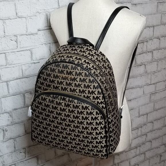 Michael Kors Large Abbie Backpack main image 16